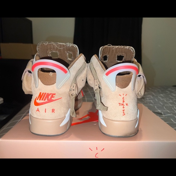 travis scott british khakis